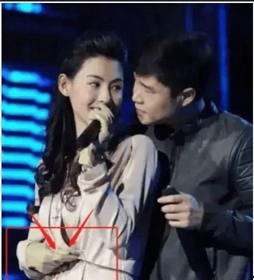 喜剧女星爆料视频大全集,喜剧女星经典爆料视频大盘点  第3张